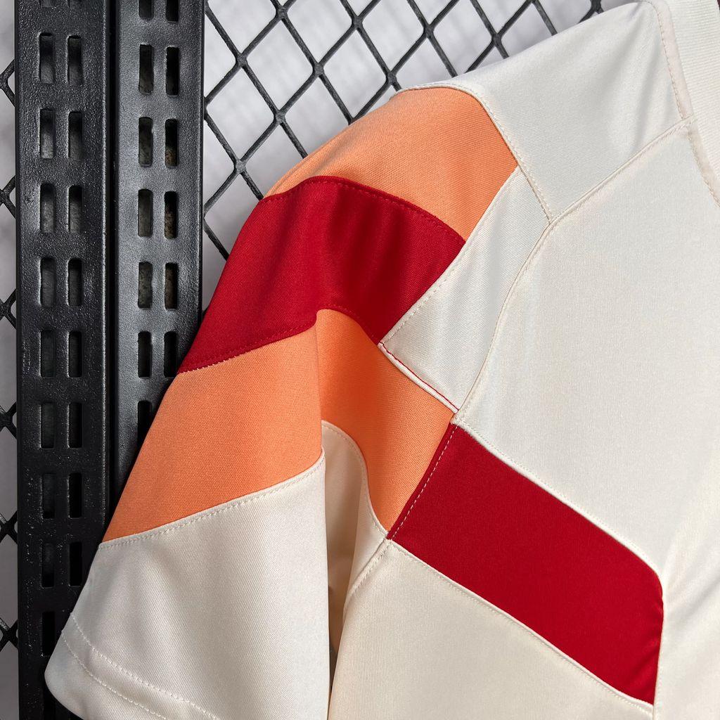 Maillot Lyon concept 2025-26